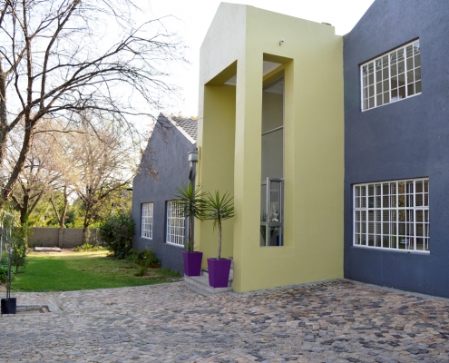 Sandton Study Centre Our home study centres in South Africa offer tuition for grades 7 to 12 (Randburg Study Centre) and grades 5 to 12 (Sandton Study Centre).